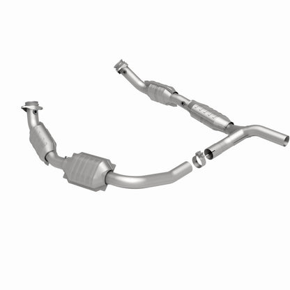 MagnaFlow Ford OEM Grade Federal / EPA Compliant Direct-Fit Catalytic Converter 51640 360 Degree Image Set