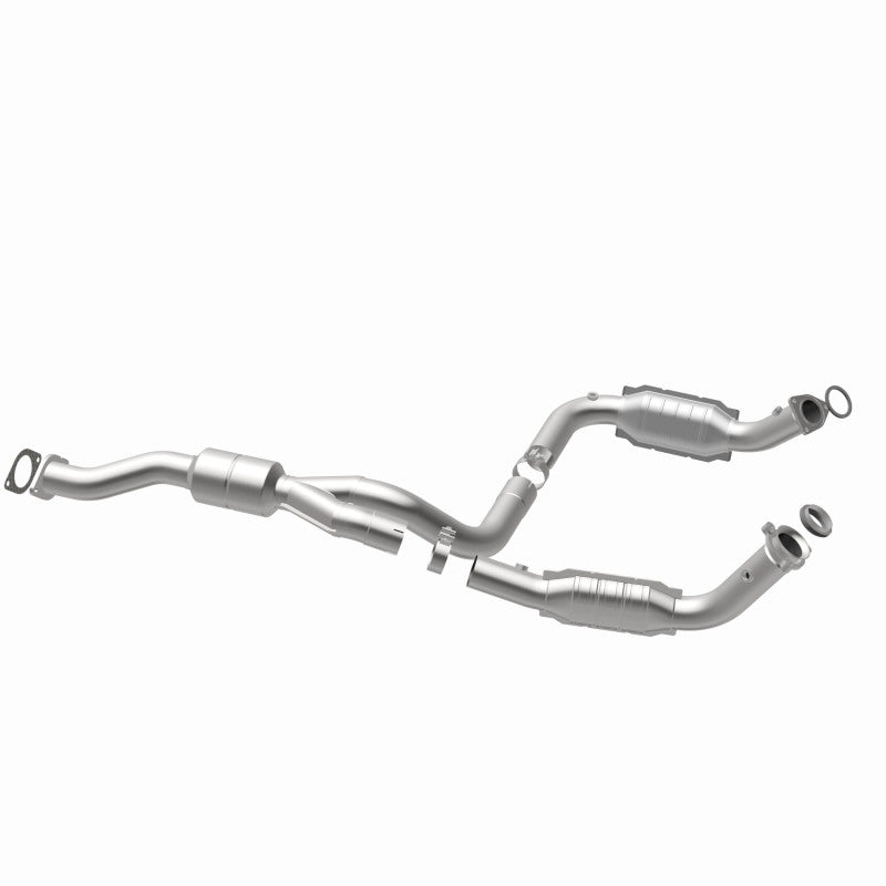 MagnaFlow OEM Grade Federal / EPA Compliant Direct-Fit Catalytic Converter 52113 360 Degree Image Set