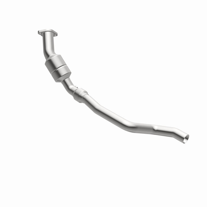 MagnaFlow OEM Grade Federal / EPA Compliant Direct-Fit Catalytic Converter 51584 360 Degree Image Set