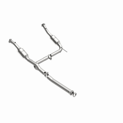 MagnaFlow HM Grade Federal / EPA Compliant Direct-Fit Catalytic Converter 93111 360 Degree Image Set