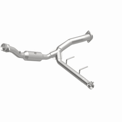 Magnaflow 15-17 Ford F-150 3.5L Direct Fit Converter 5551469 5551469 360 Degree Image Set
