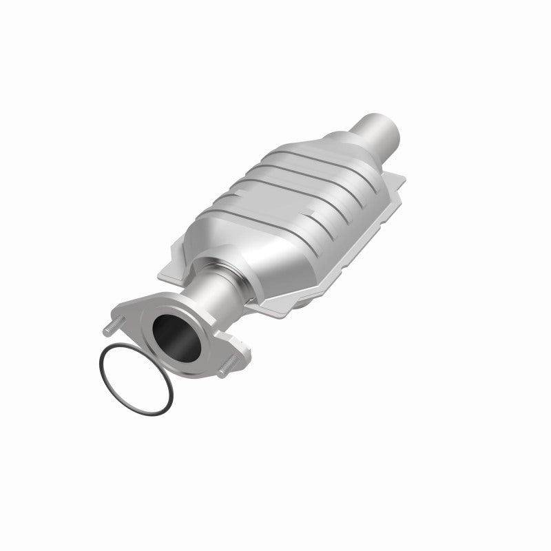 MagnaFlow OEM Grade Federal / EPA Compliant Direct-Fit Catalytic Converter 51896 360 Degree Image Set