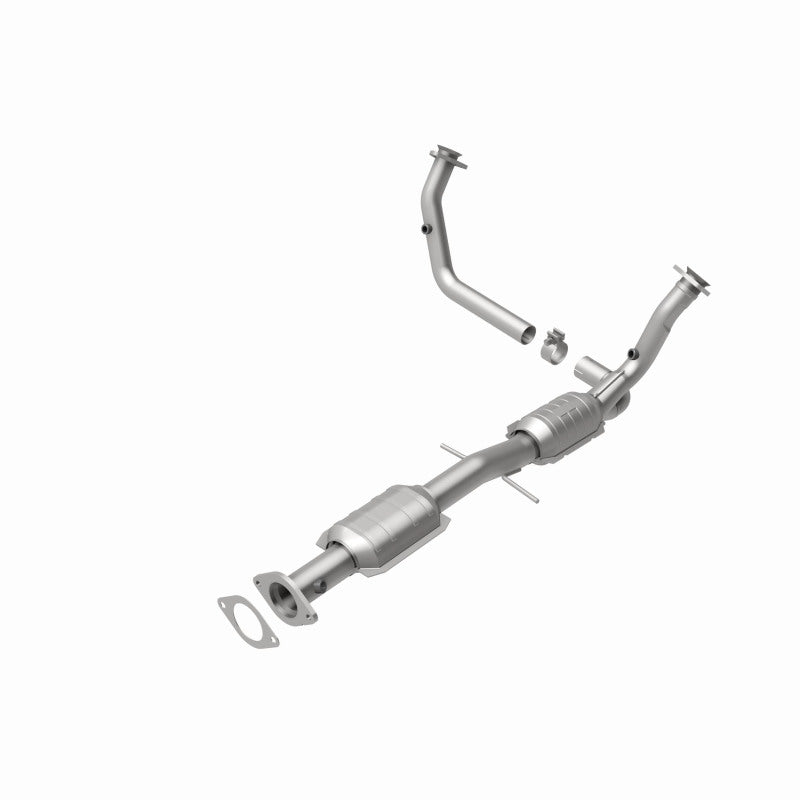 MagnaFlow Chevrolet S10 HM Grade Federal / EPA Compliant Direct-Fit Catalytic Converter 24767 360 Degree Image Set