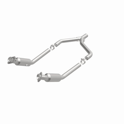 MagnaFlow Ford Mustang HM Grade Federal / EPA Compliant Direct-Fit Catalytic Converter 23012 360 Degree Image Set