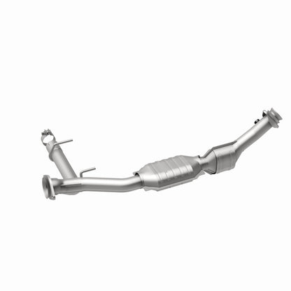 MagnaFlow Lincoln Navigator HM Grade Federal / EPA Compliant Direct-Fit Catalytic Converter 23660 360 Degree Image Set