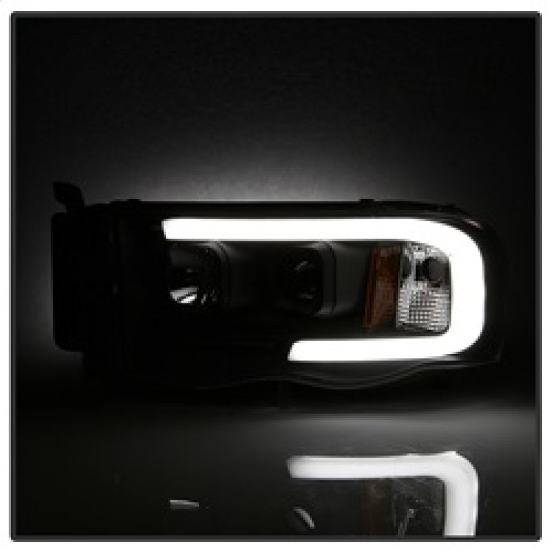Spyder 02-05 Dodge Ram 1500 Light Bar Projector Headlights - Black (PRO-YD-DR02V2-LB-BK) 5084606 5084606 Photo - Unmounted
