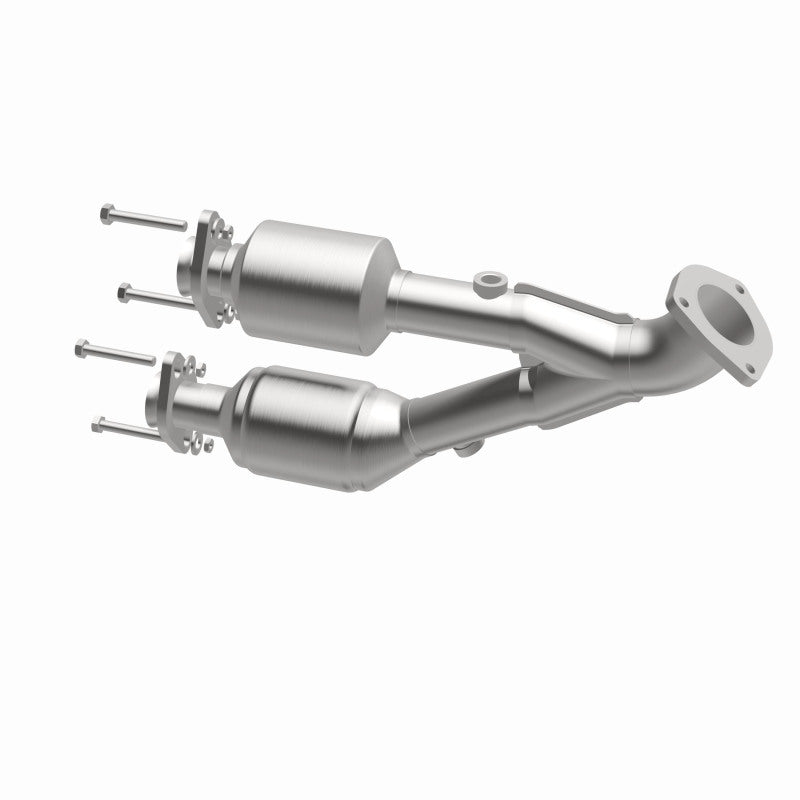 MagnaFlow Jeep Cherokee OEM Grade Federal / EPA Compliant Direct-Fit Catalytic Converter 49465 360 Degree Image Set