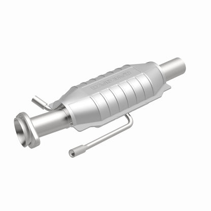 MagnaFlow Standard Grade Federal / EPA Compliant Direct-Fit Catalytic Converter 23349 360 Degree Image Set