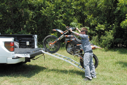 QuadBoss Folding Arched Utv Ramp 18X88 560328 560328 User 1