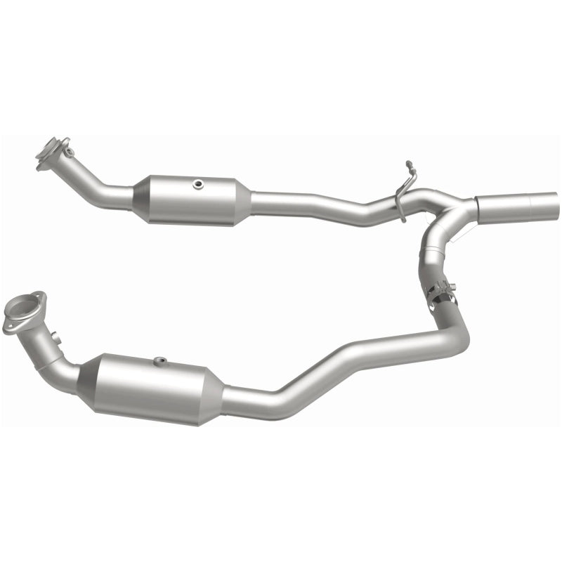 Magnaflow 17-18 Ford E-350 6.8L Direct Fit Converter 280014 280014 Photo - out of package