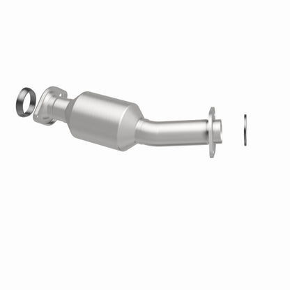 MagnaFlow Toyota Sienna OEM Grade Federal / EPA Compliant Direct-Fit Catalytic Converter 52557 360 Degree Image Set