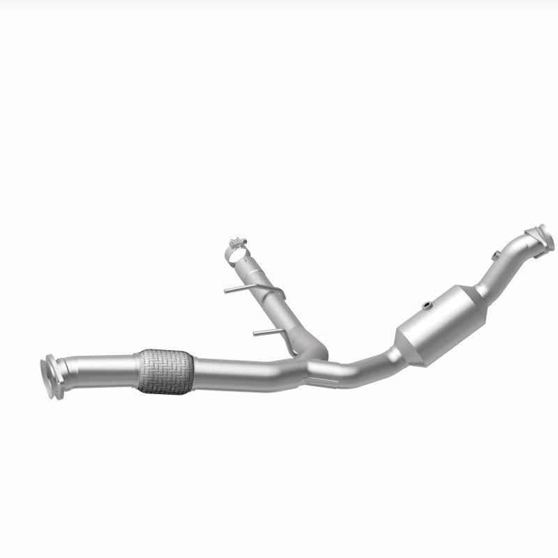 Magnaflow 18-21 Ford Expedition Right Underbody 3.5L Direct Fit Catalytic Converter 280219 280219 360 Degree Image Set