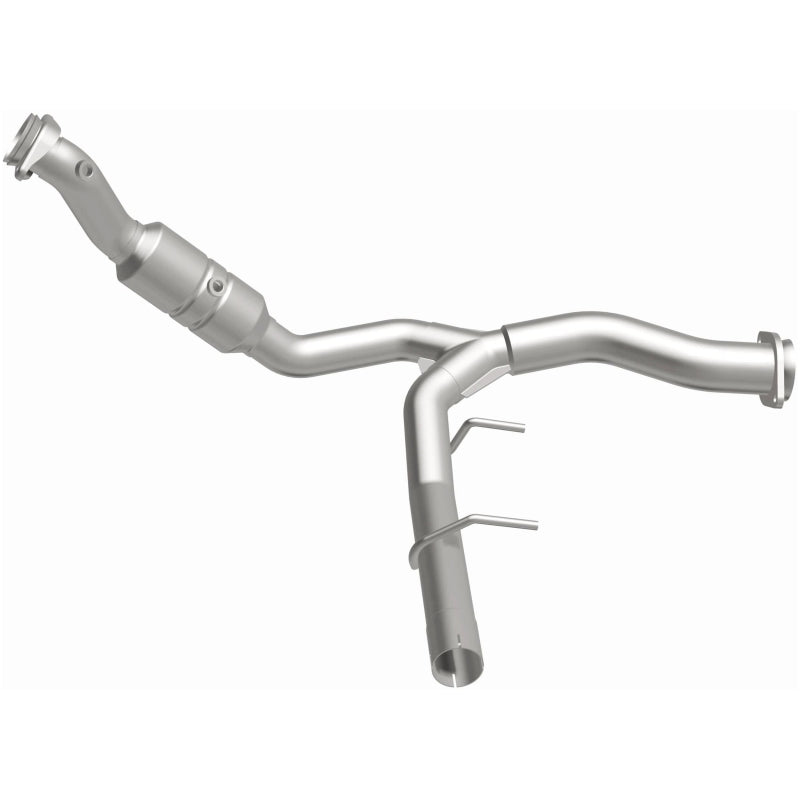 MagnaFlow Ford F-150 California Grade CARB Compliant Direct-Fit Catalytic Converter 5451429 Photo - out of package