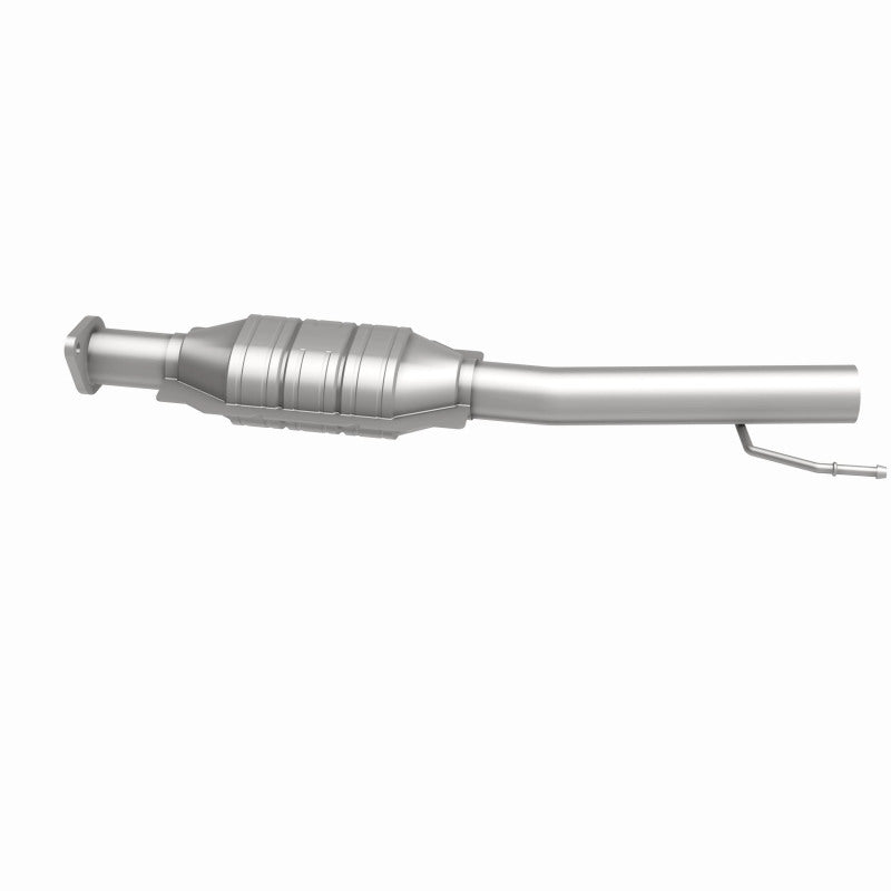 MagnaFlow OEM Grade Federal / EPA Compliant Direct-Fit Catalytic Converter 49663 360 Degree Image Set