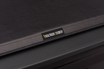 Truxedo TruXport 14-18 (19 Leg/Lim) Silv/Sierra 1500/15-19 2500 HD/3500 HD 6'6 272001 Photo - Close Up