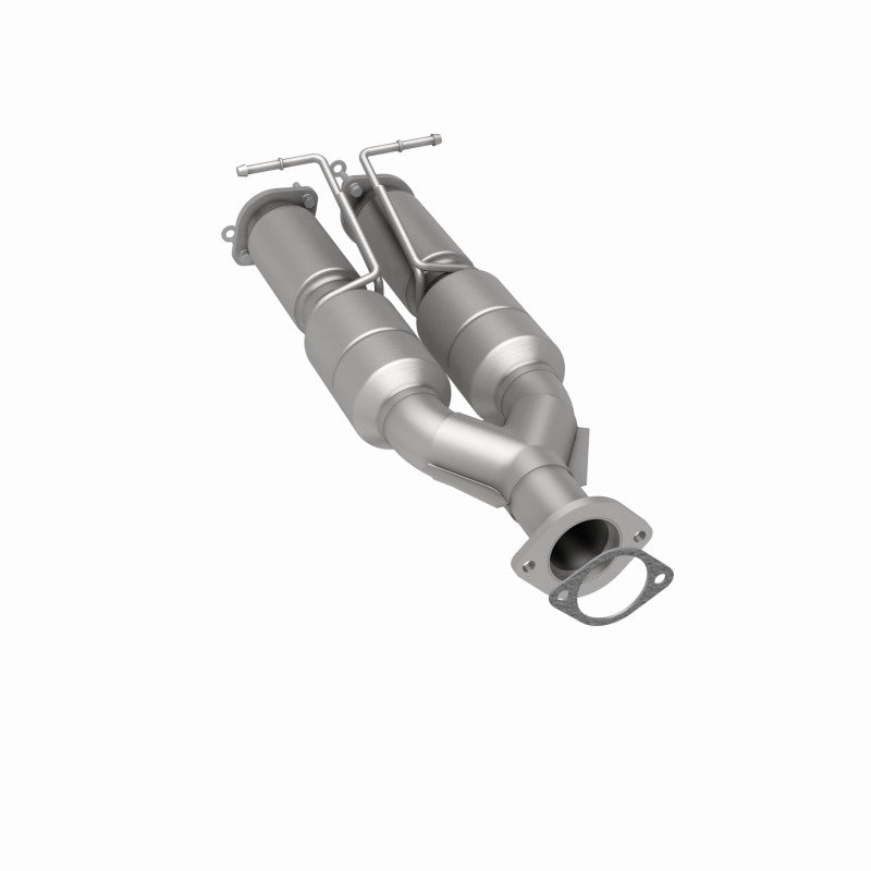 MagnaFlow Volvo XC90 HM Grade Federal / EPA Compliant Direct-Fit Catalytic Converter 24358 360 Degree Image Set