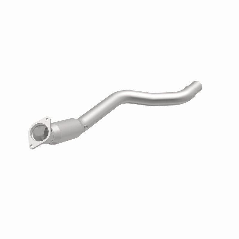 MagnaFlow California Grade CARB Compliant Direct-Fit Catalytic Converter 5461965 360 Degree Image Set