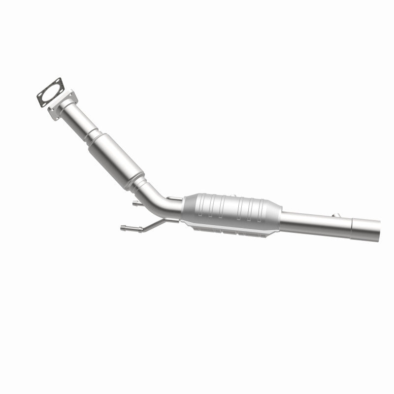 MagnaFlow Volkswagen HM Grade Federal / EPA Compliant Direct-Fit Catalytic Converter 24320 360 Degree Image Set