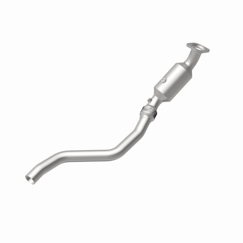 MagnaFlow California Grade CARB Compliant Direct-Fit Catalytic Converter 5561244 360 Degree Image Set