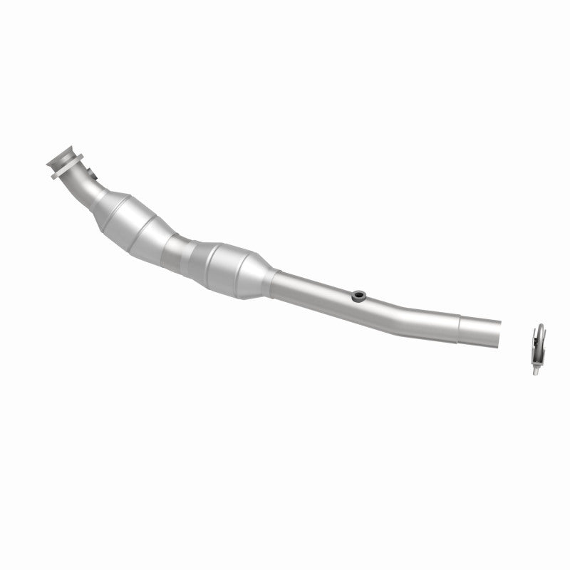 MagnaFlow Land Rover Range Rover HM Grade Federal / EPA Compliant Direct-Fit Catalytic Converter 24498 360 Degree Image Set