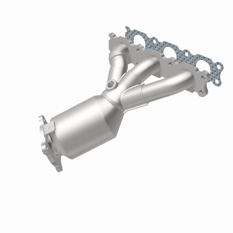 MagnaFlow Land Rover LR2 OEM Grade Federal / EPA Compliant Manifold Catalytic Converter 52167 360 Degree Image Set