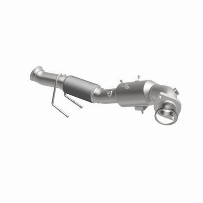 MagnaFlow Ford Focus OEM Grade Federal / EPA Compliant Direct-Fit Catalytic Converter 21-427 360 Degree Image Set