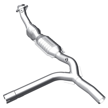 MagnaFlow Ford OEM Grade Federal / EPA Compliant Direct-Fit Catalytic Converter 49622 Photo - Primary