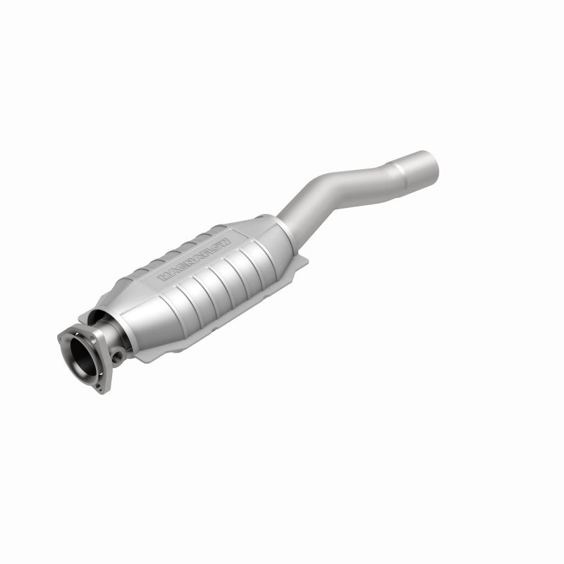 MagnaFlow Volvo Standard Grade Federal / EPA Compliant Direct-Fit Catalytic Converter 23949 360 Degree Image Set