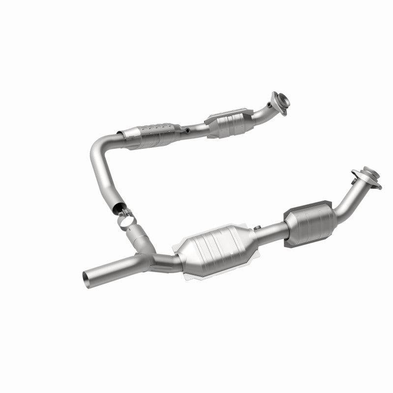 MagnaFlow Ford OEM Grade Federal / EPA Compliant Direct-Fit Catalytic Converter 51640 360 Degree Image Set