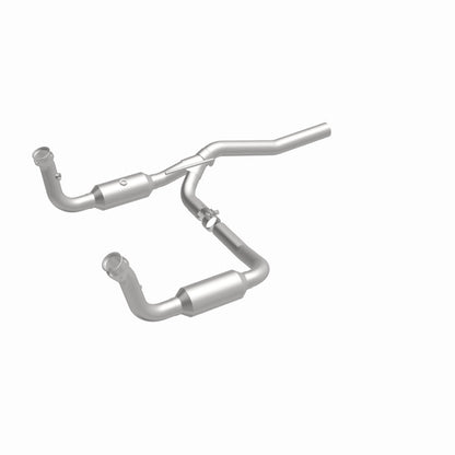 MagnaFlow California Grade CARB Compliant Direct-Fit Catalytic Converter 5551148 360 Degree Image Set