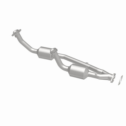 MagnaFlow Ford Windstar California Grade CARB Compliant Direct-Fit Catalytic Converter 3391353 360 Degree Image Set