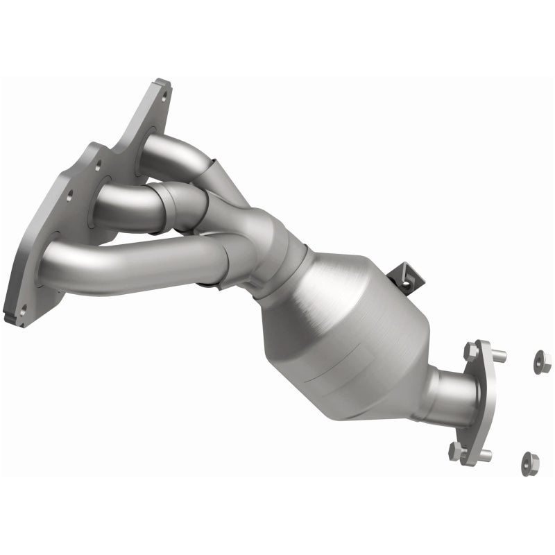 MagnaFlow Toyota RAV4 California Grade CARB Compliant Manifold Catalytic Converter 5582820 Photo - out of package