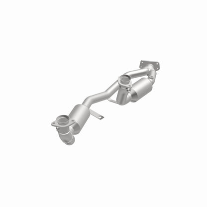 MagnaFlow Ford Windstar HM Grade Federal / EPA Compliant Direct-Fit Catalytic Converter 23542 360 Degree Image Set