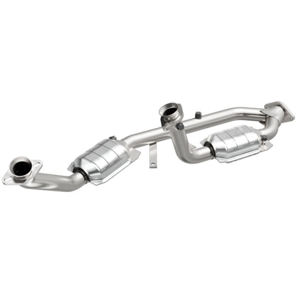 MagnaFlow Ford Windstar HM Grade Federal / EPA Compliant Direct-Fit Catalytic Converter 93342 Photo - Primary