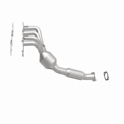 MagnaFlow Ford Focus HM Grade Federal / EPA Compliant Manifold Catalytic Converter 50391 360 Degree Image Set