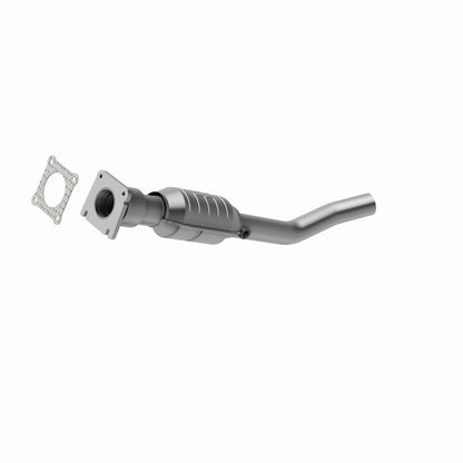 MagnaFlow Neon OEM Grade Federal / EPA Compliant Direct-Fit Catalytic Converter 51166 360 Degree Image Set