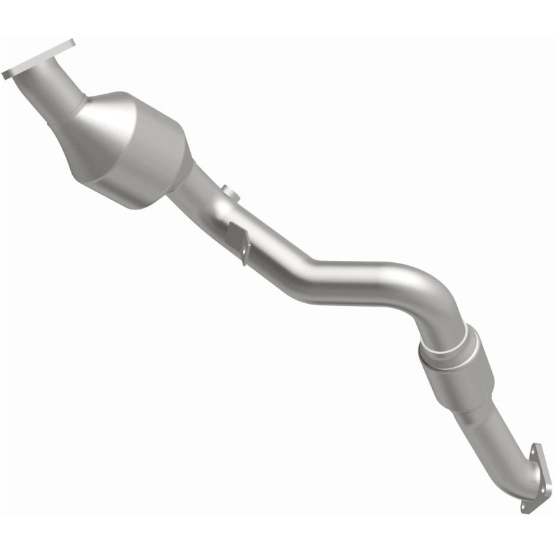 MagnaFlow OEM Grade Federal / EPA Compliant Direct-Fit Catalytic Converter 52586 Photo - out of package