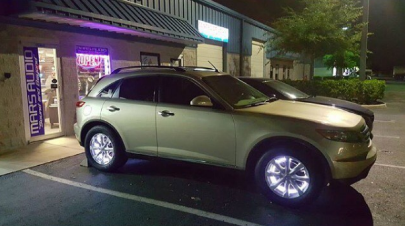 ORACLE Lighting Oracle LED Illuminated Wheel Rings - Double LED - White 4228-001 4228-001 Photo - lifestyle view