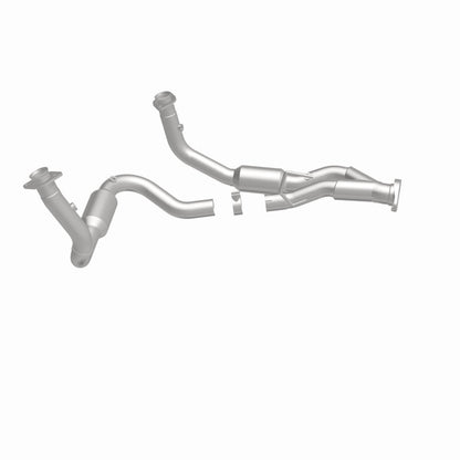 MagnaFlow Jeep Grand Cherokee OEM Grade Federal / EPA Compliant Direct-Fit Catalytic Converter 49686 360 Degree Image Set