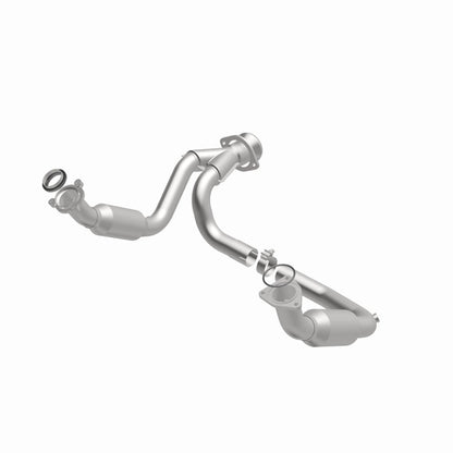 MagnaFlow California Grade CARB Compliant Direct-Fit Catalytic Converter 5551631 360 Degree Image Set