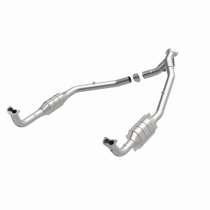 MagnaFlow Land Rover Standard Grade Federal / EPA Compliant Direct-Fit Catalytic Converter 93691 360 Degree Image Set