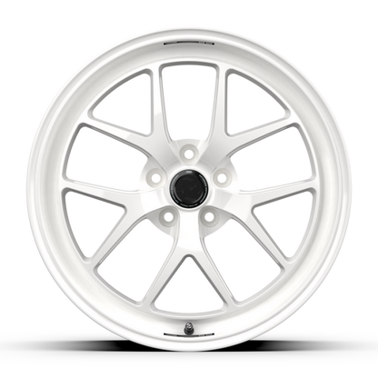 fifteen52 Sector RSR 19x9.5 5x114.3 38mm ET 73.1mm Center Bore Rally White RSSRW-99554+38 RSSRW-99554+38 User 1