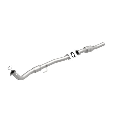 MagnaFlow Chevrolet Silverado 2500 HD OEM Grade Federal / EPA Compliant Direct-Fit Catalytic Converter 51949 360 Degree Image Set