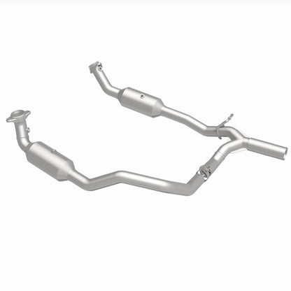 Magnaflow 17-18 Ford E-350 6.8L Direct Fit Converter 280014 280014 360 Degree Image Set