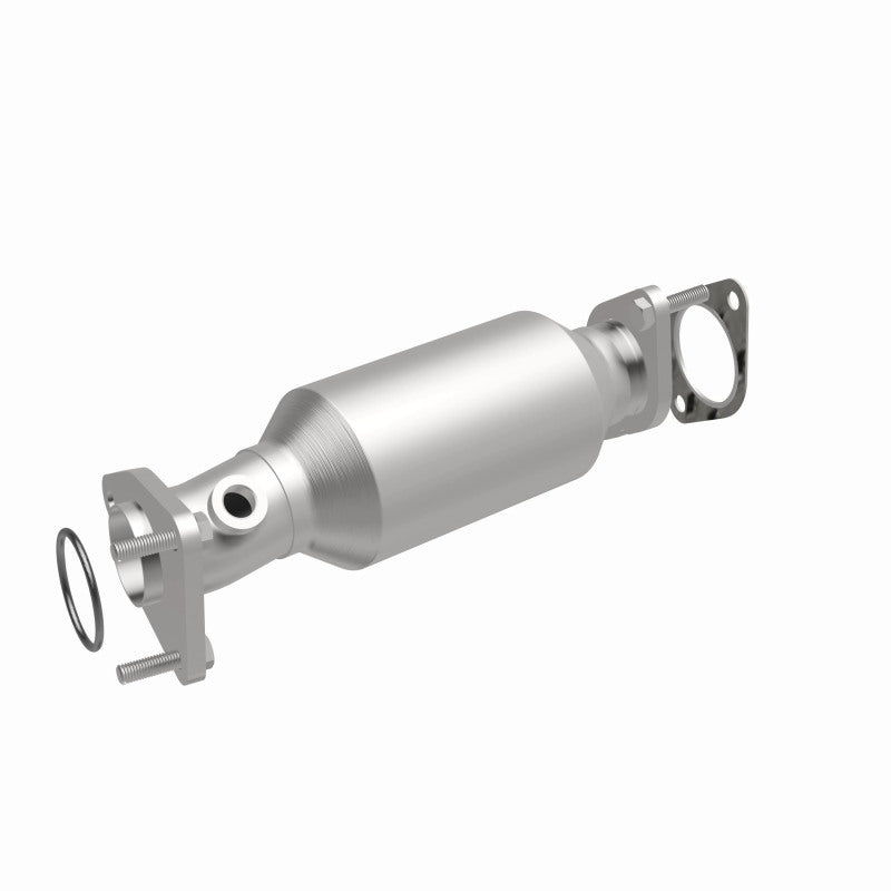 MagnaFlow OEM Grade Federal / EPA Compliant Direct-Fit Catalytic Converter 52668 360 Degree Image Set