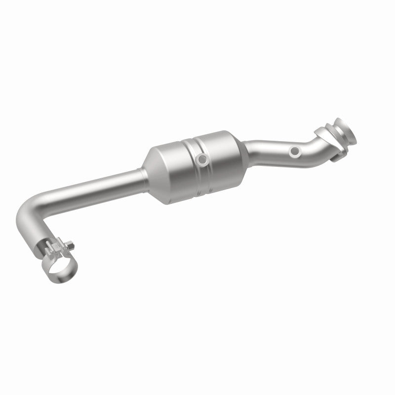 MagnaFlow Ford F-150 OEM Grade Federal / EPA Compliant Direct-Fit Catalytic Converter 52157 360 Degree Image Set