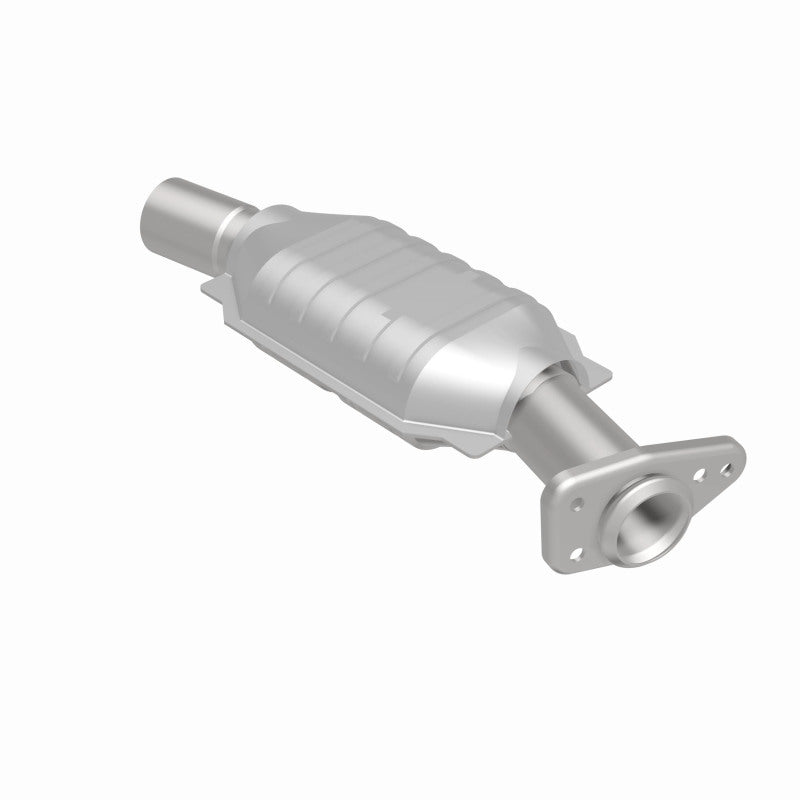 MagnaFlow Standard Grade Federal / EPA Compliant Direct-Fit Catalytic Converter 93431 360 Degree Image Set