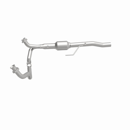 MagnaFlow Dodge Ram 1500 California Grade CARB Compliant Direct-Fit Catalytic Converter 4451203 360 Degree Image Set