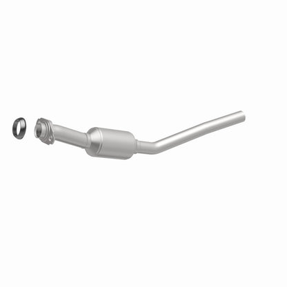 MagnaFlow California Grade CARB Compliant Direct-Fit Catalytic Converter 3391275 360 Degree Image Set