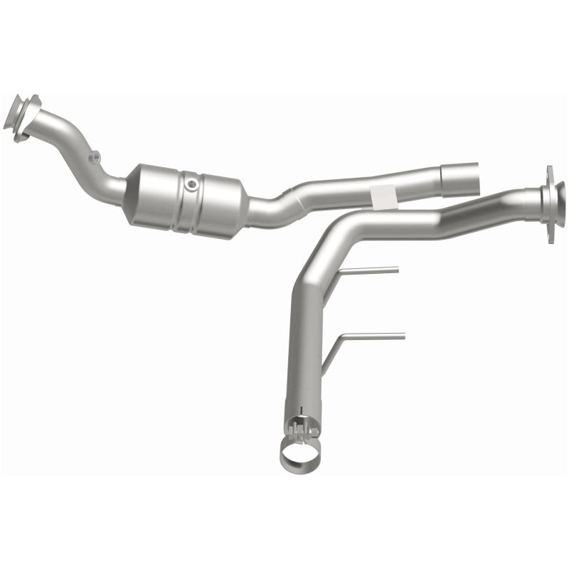 MagnaFlow Ford F-150 OEM Grade Federal / EPA Compliant Direct-Fit Catalytic Converter 52592 Photo - out of package